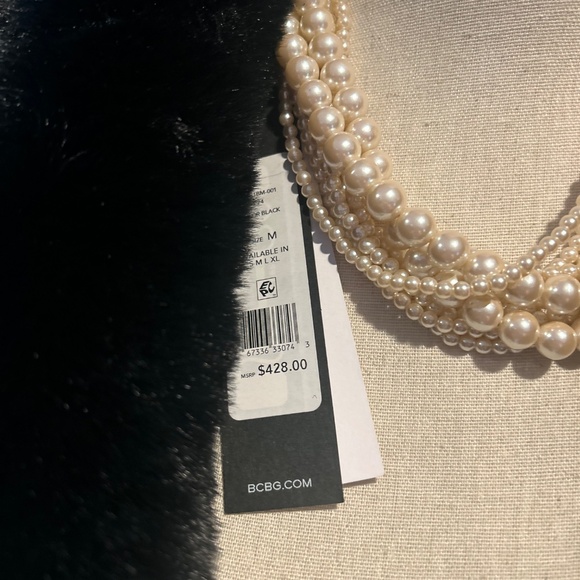 BCBG Faux Fur Coat NWT - Picture 5 of 6